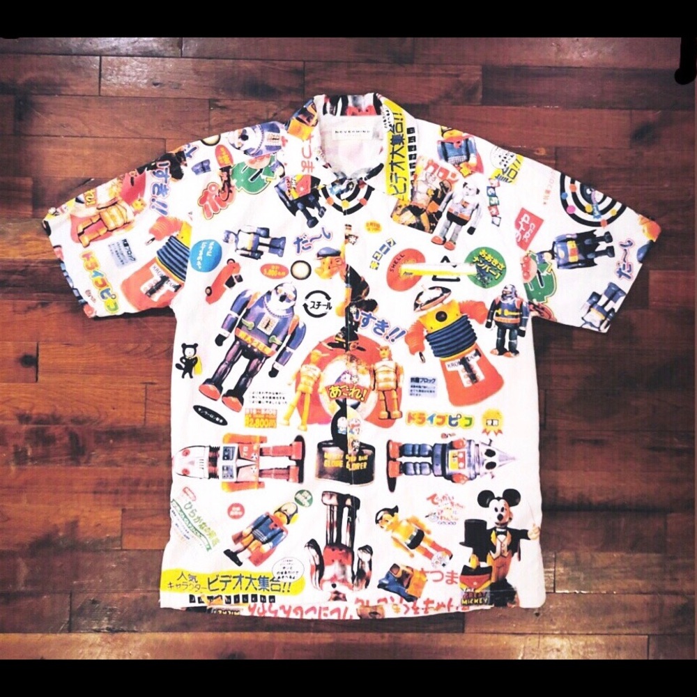 Mens kitschy Japanese all-over print pattern shirt